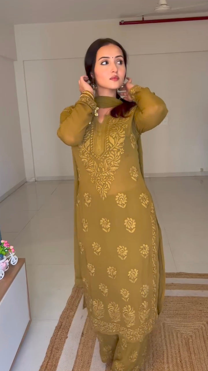 Varsha Rekhate In Viscose Georgette Straight Kurta Set With 3D Work (mehndi green)