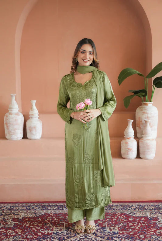 Gulnaar chikankari 3 pc set in (green.)