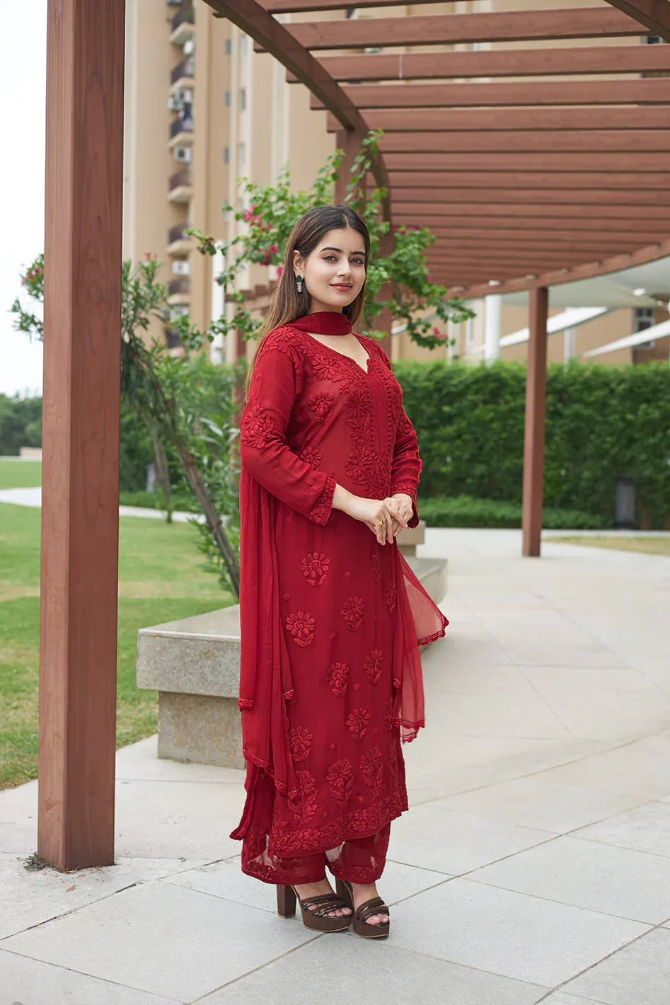 Viscose Georgette Straight Kurta Set With 3D Work (Maroon)