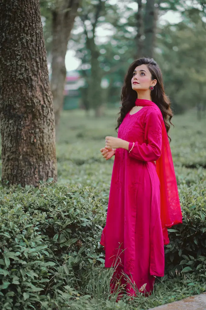 Zeenat Fuchsia Rayon Lucknowi Chikankari Set (Rani Pink)