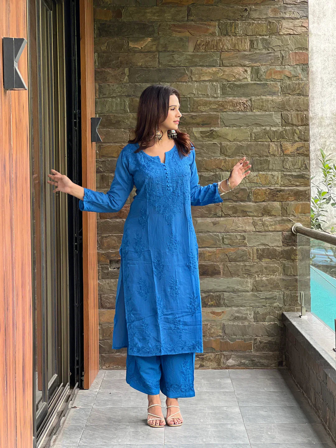 Lucknow Chikankari Handwork Embroidered Kurta Plazzo ( Blue)